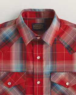 ALTERNATE VIEW OF MEN'S PLAID SHORT-SLEEVE BISHOP COTTON SHIRT IN RED/BLUE image number 2