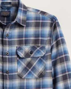 ALTERNATE VIEW OF MEN'S PLAID BURNSIDE DOUBLEBRUSHED FLANNEL SHIRT IN CHARCOAL/BLUE PLAID image number 2