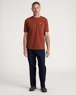 ALTERNATE VIEW OF MEN'S SHORT-SLEEVE DESCHUTES POCKET TEE IN BRICK image number 5