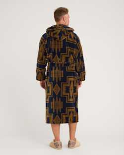 ALTERNATE VIEW OF UNISEX HARDING COTTON TERRY VELOUR ROBE IN NAVY/BRONZE image number 4