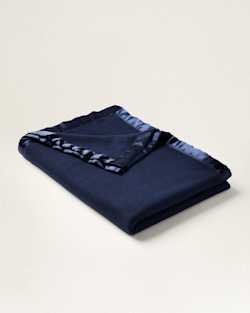 ALTERNATE VIEW OF HEIRLOOM CLASSIC MERINO BLANKET IN NAVY image number 3