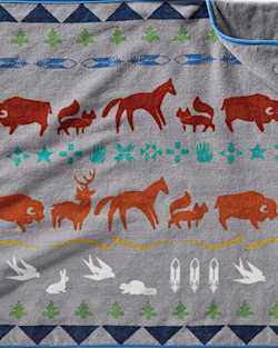 ALTERNATE VIEW OF SHARED PATHS HOODED TOWEL IN GREY image number 2