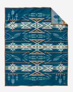 STAR WATCHERS BLANKET IN BLUE image number 1