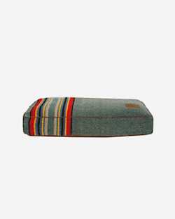 HEATHER GREEN YAKIMA CAMP DOG BED IN SIZE SMALL image number 3