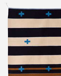 ADDITIONAL VIEW OF TURQUOISE CROSSES RUG IN CREAM/BLUE image number 2