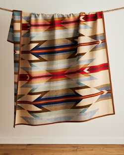 ALTERNATE VIEW OF WYETH TRAIL BLANKET image number 5