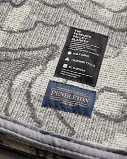 ALTERNATE VIEW OF NORTH DRINKWARE X PENDLETON YOSEMITE VALLEY BLANKET IN GREY image number 4