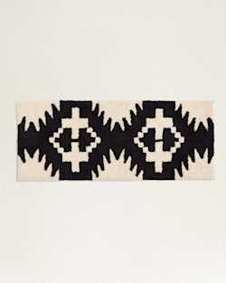 ALTERNATE VIEW OF SPIDER ROCK BATH RUG IN BLACK/WHITE image number 4