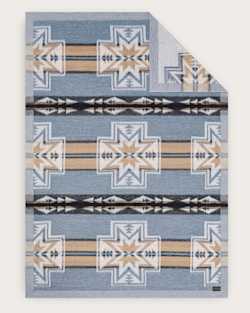 SILVER CITY KNIT THROW IN SKY image number 1