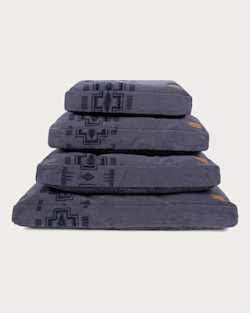 ALTERNATE VIEW OF HARDING PET BED - NAPPER IN GREY image number 4