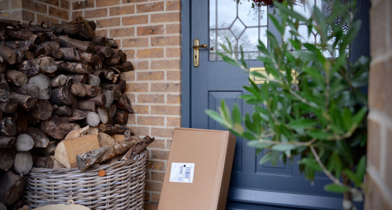 5 easy ways to save money when you shop online