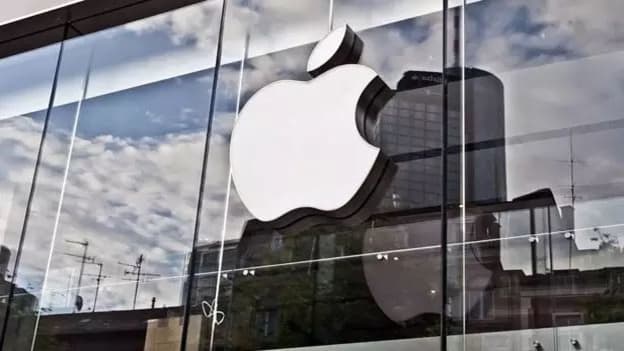 Apple aims to hire 5000 employees for development center in Hyderabad