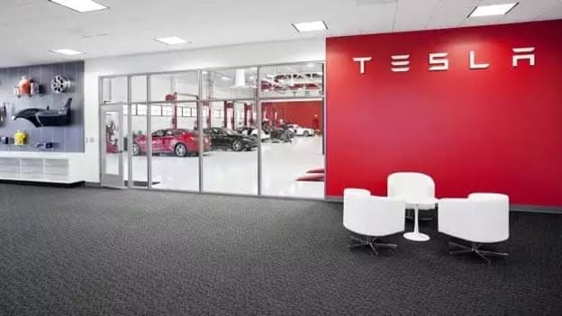 Tesla gets a new Boss