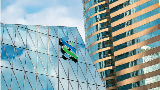 Standard Chartered to expand its workforce in Hong Kong and Singapore Standard Chartered to expand its workforce in Hong Kong and Singapore