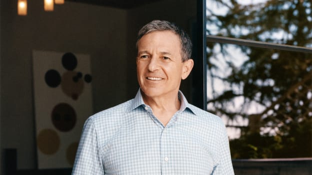 Disney CEO Bob Iger quits from Apple board