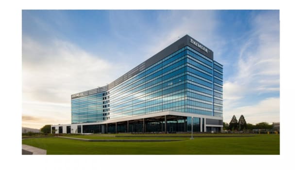 Daimler to layoff 10,000 to move to EVs Daimler to layoff 10,000 to move to EVs