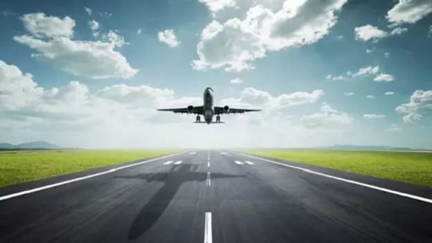 Boeing ousts CEO, picks chairman Boeing ousts CEO, picks chairman