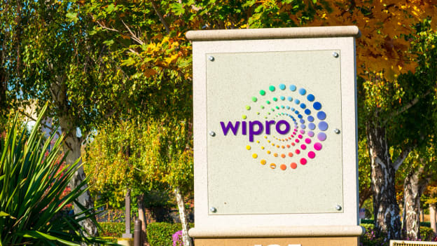 Wipro eyes external candidates for next CEO