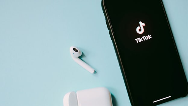 TikTok shelves plan for global HQ in Britain