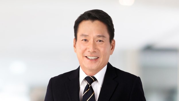 Huttons appoints Mark Yip CEO