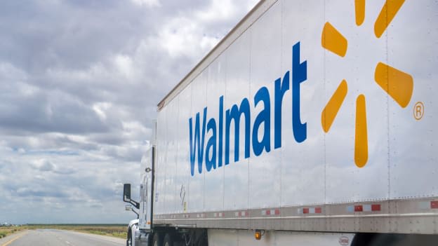 Walmart to hire 20,000 supply chain employees Walmart to hire 20,000 supply chain employees