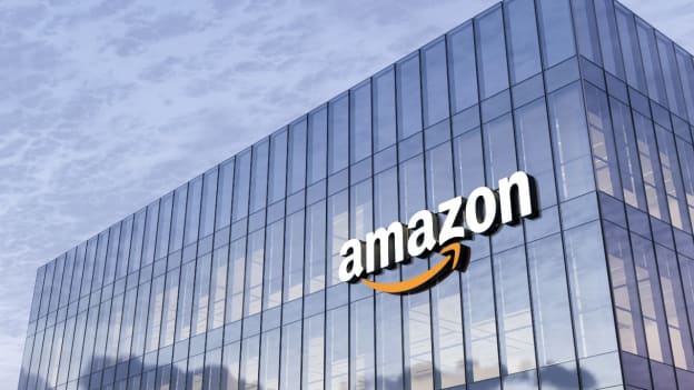 Amazon plans to freeze hiring in corporate workforce