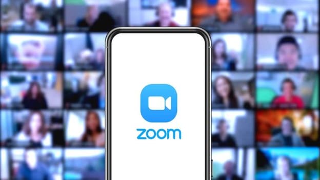 Zoom’s sales growth dips even with steady business