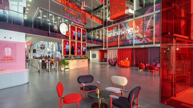 Virgin Media O2 announces layoff: 2,000 positions to go by year's end Virgin Media O2 announces layoff: 2,000 positions to go by year's end
