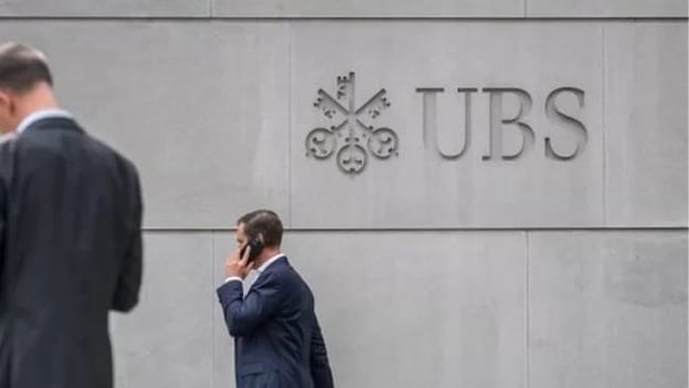 UBS announces 3,000 job cuts despite record $29 billion profit