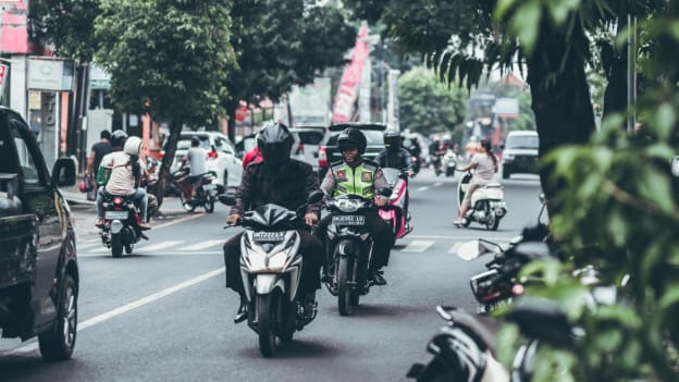 Should ride-hailing drivers be full-time employees? The debate heats up in Indonesia Should ride-hailing drivers be full-time employees? The debate heats up in Indonesia