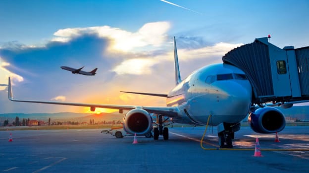 Singapore Airlines rewards staff 7.45-month bonus amid record profit Singapore Airlines rewards staff 7.45-month bonus amid record profit