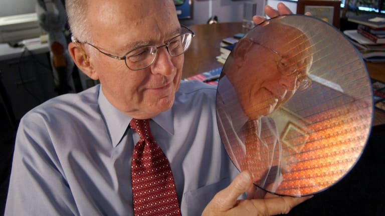 Intel Co-Founder, pioneer of Moore's Law, Gordon Moore dies at 94