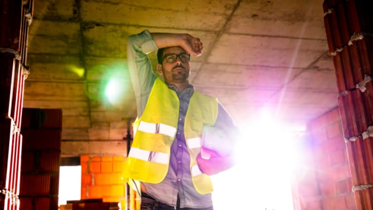 UAE: MoHRE announces midday work ban effective June 15