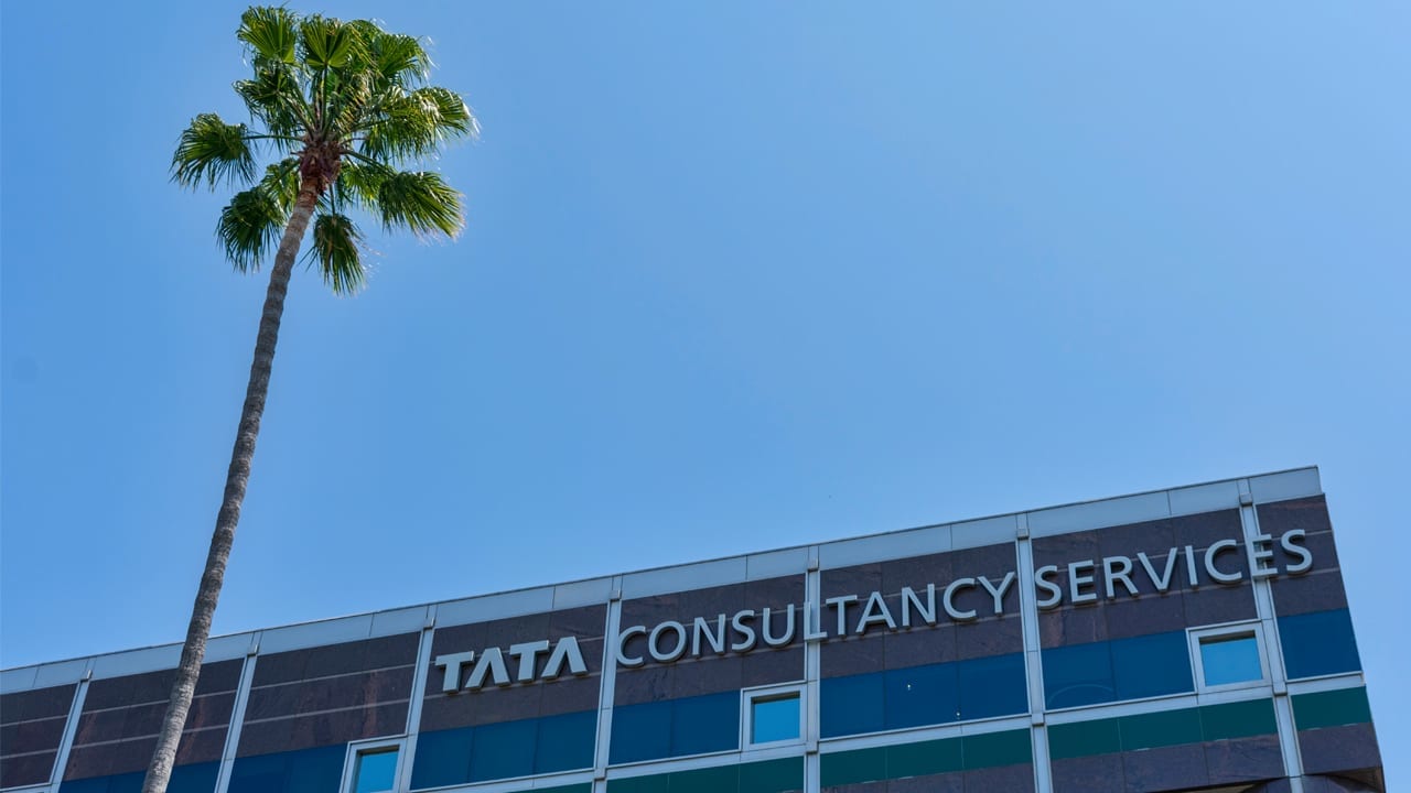 News: TCS top management to take pay cut — People Matters