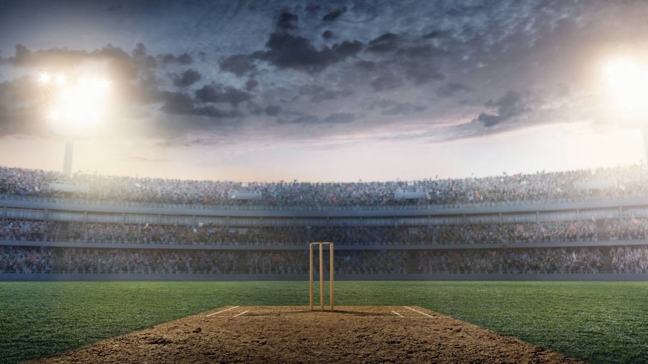 Article: IPL shows the way, moonlighting isn't a bad idea! — People Matters