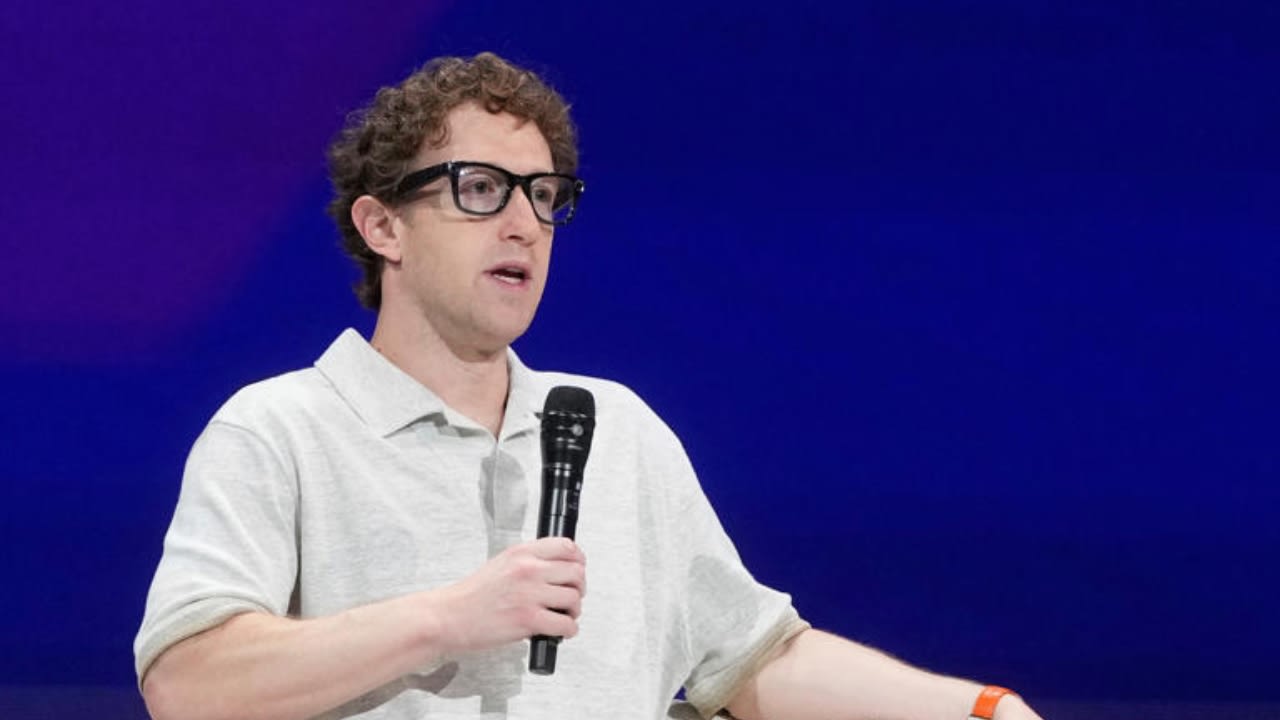 Meta prepares for future layoffs by ranking more employees as low performers —