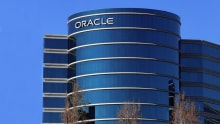 Oracle plans to hire 2,000 employees &amp; expand its cloud business