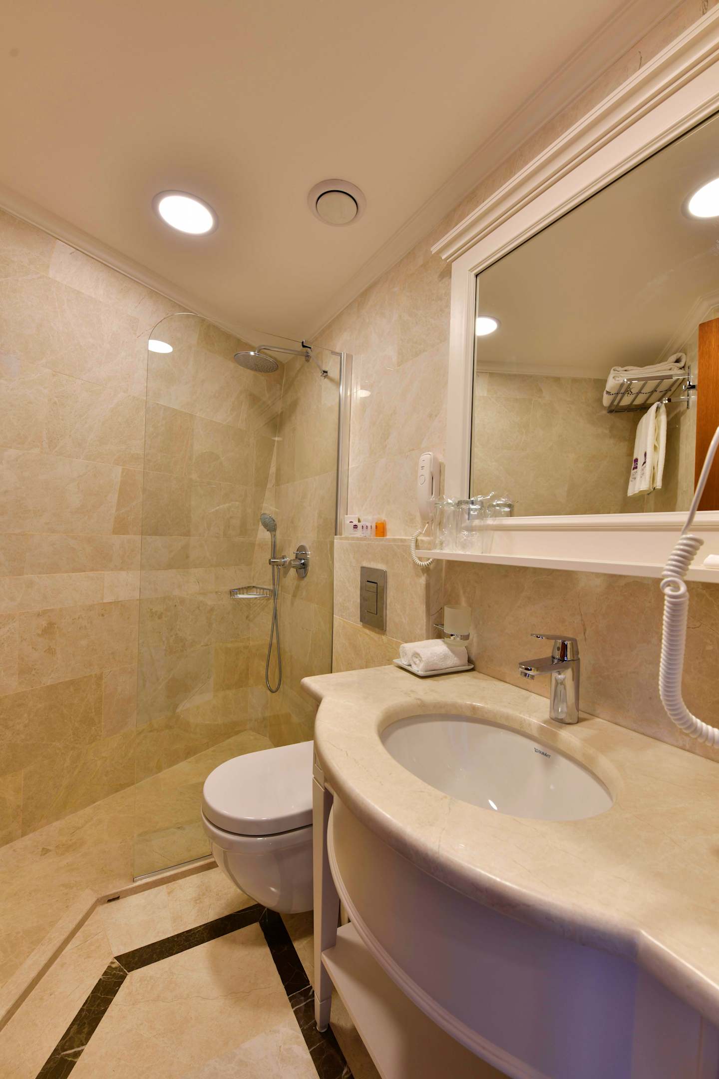 glk premier the home suites & spa
