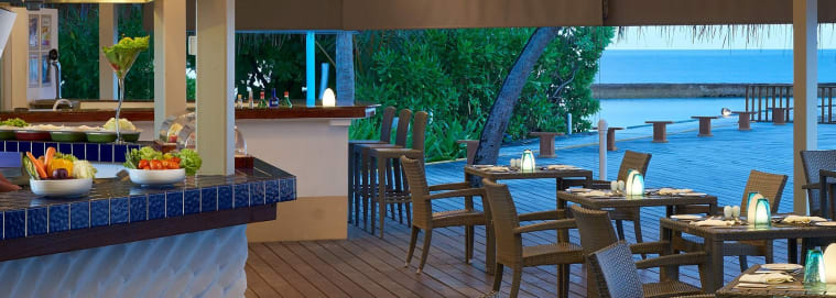 MALDIVES | Nord d'Ari Atoll - Ellaidhoo Maldives by Cinnamon - Pieds dans le sable 4* dès 1519 € / personne