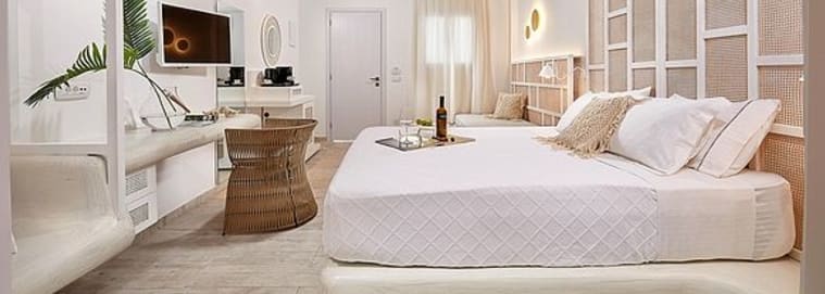 SANTORIN | Perivolos - Petri Suites Santorini 3* à partir de 319 € / personne