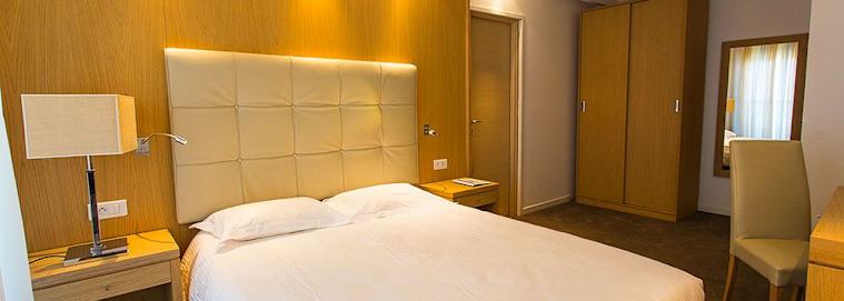 CORSE | Calvi - Hôtel Revellata 3* dès 78 € / chambre