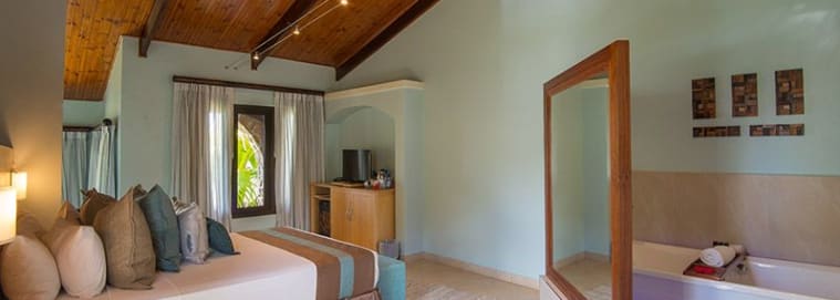 SEYCHELLES | Ile de Praslin - Coco de Mer Hotel and Black Parrot Suites 4* à partir de 1679 € / personne