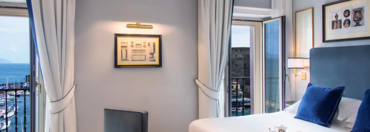 CAMPANIE | Naples - Grand Hotel Santa Lucia 4* dès 419 € / personne