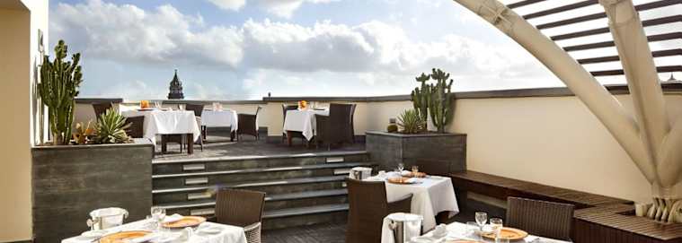 CAMPANIE | Naples - Unahotels Napoli 4* dès 239 € / personne
