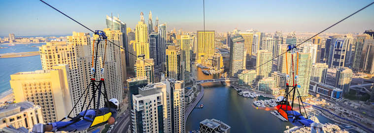 EMIRATS ARABES UNIS | Dubaï - V Hotel Dubai, Curio Collection by Hilton avec activités incluses 5* à partir de 1098 € / chambre