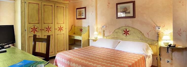 SARDAIGNE | Golfo Aranci - Colonna Beach Hotel Marinella 4* dès 459 € / personne