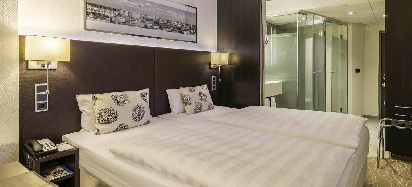Park Inn By Radisson Alexanderplatz 4*
