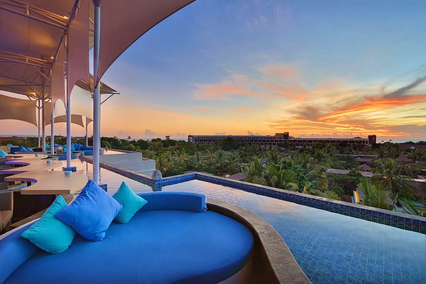 Devinsky Hotel Seminyak 4*