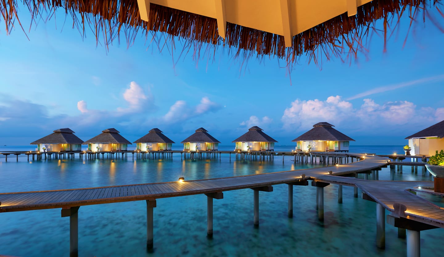 Ellaidhoo Maldives By Cinnamon - Pieds Dans L'eau 4*