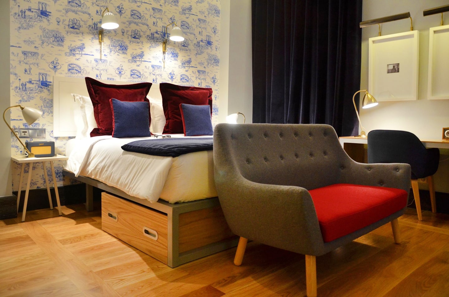 Brown's Central Hotel 4* - 4